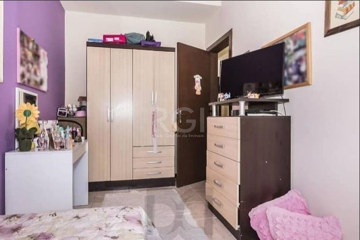 Casa em condomínio Fechado no Bairro Ipanema c/3 dormitórios. — foto 7