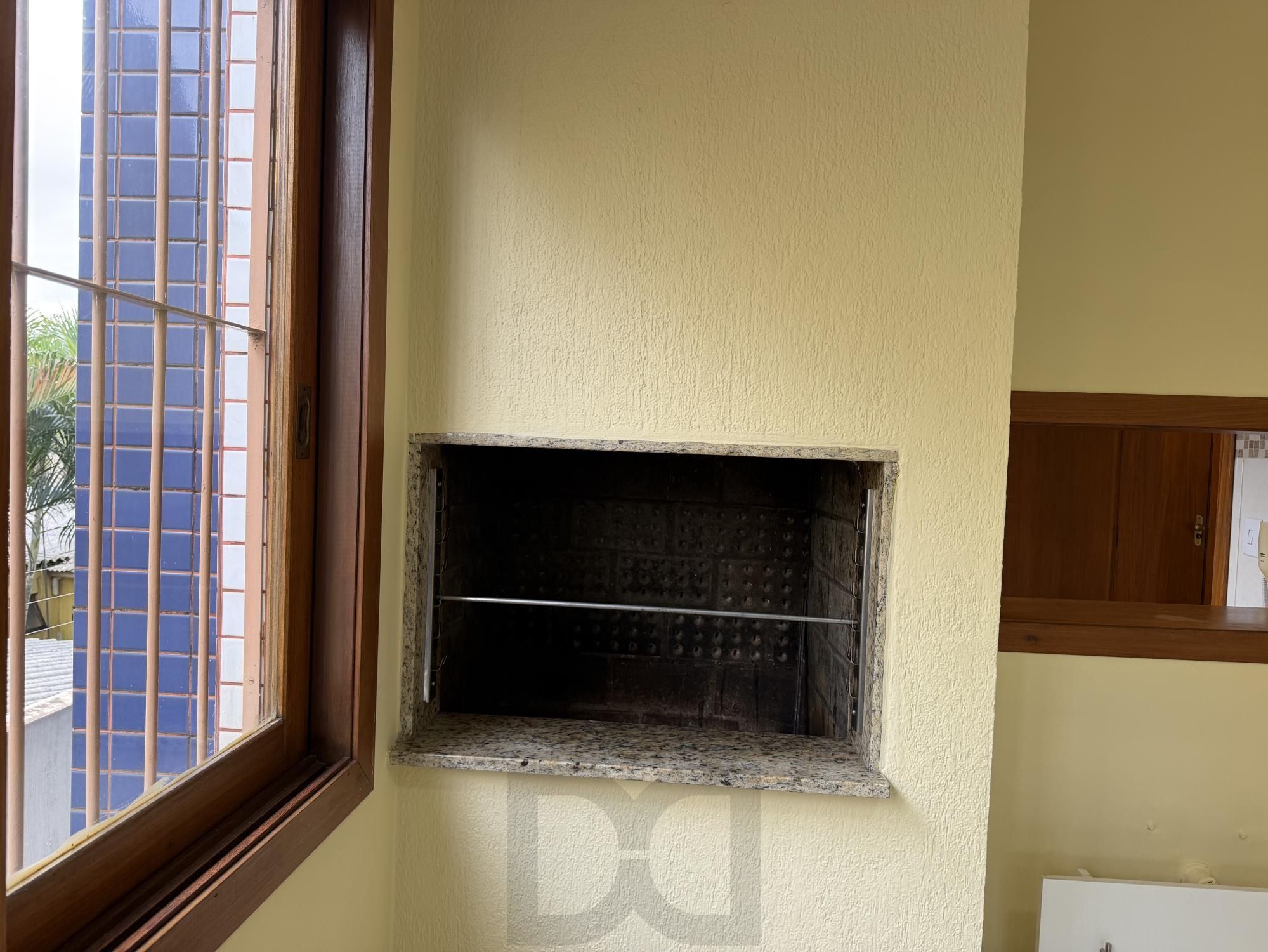 Apartamento Garden com 2 dormitórios, sendo 1 suíte, churrasqueira e lareira, 2 vagas de garagem cobertas. — foto 31