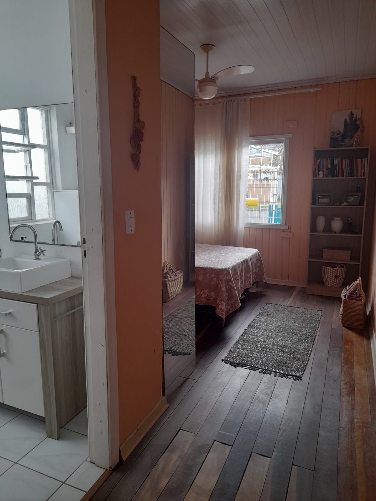 Casa mista, 4 dormitórios, sendo 1 suíte. — foto 10