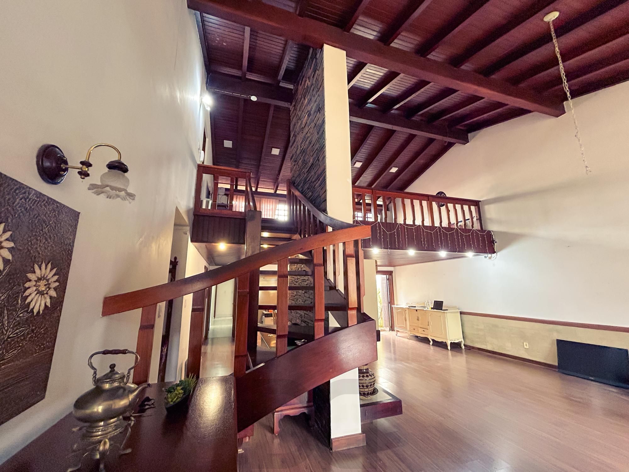 " Oportunidade" Linda Casa com 4 dormitórios, piscina, lareira e Salão de festas semimobiliada  Bairro Vila assunção — foto 31