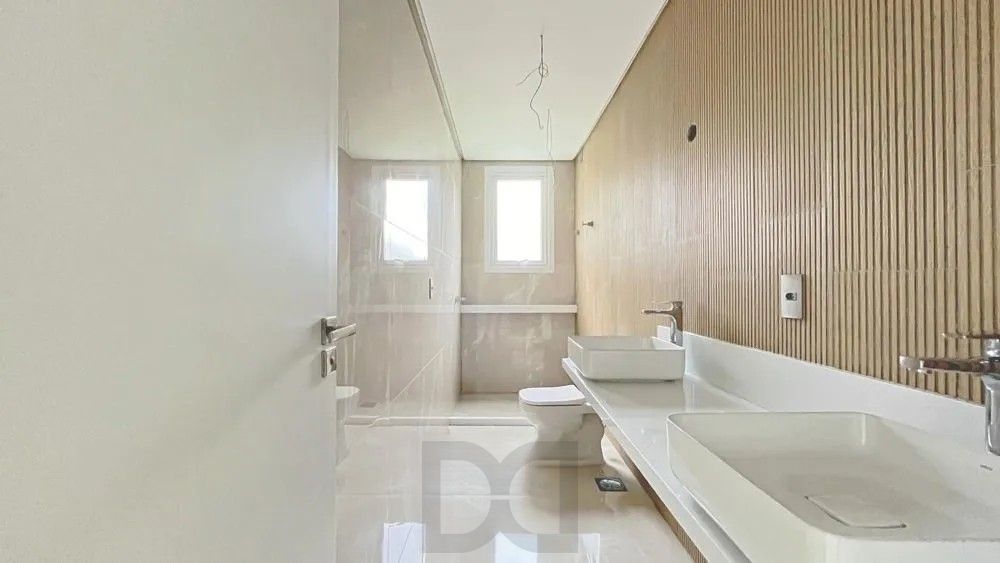 Apresentamos esta belíssima casa térrea 174m2 de área privativa, 3 suítes e 3 vagas de garagem, no Condomínio Altos do Lago. — foto 24