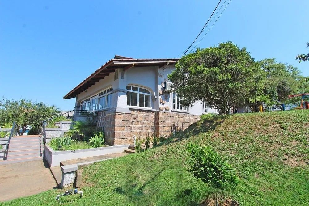 Apresentamos esta belíssima casa térrea 174m2 de área privativa, 3 suítes e 3 vagas de garagem, no Condomínio Altos do Lago. — foto 41