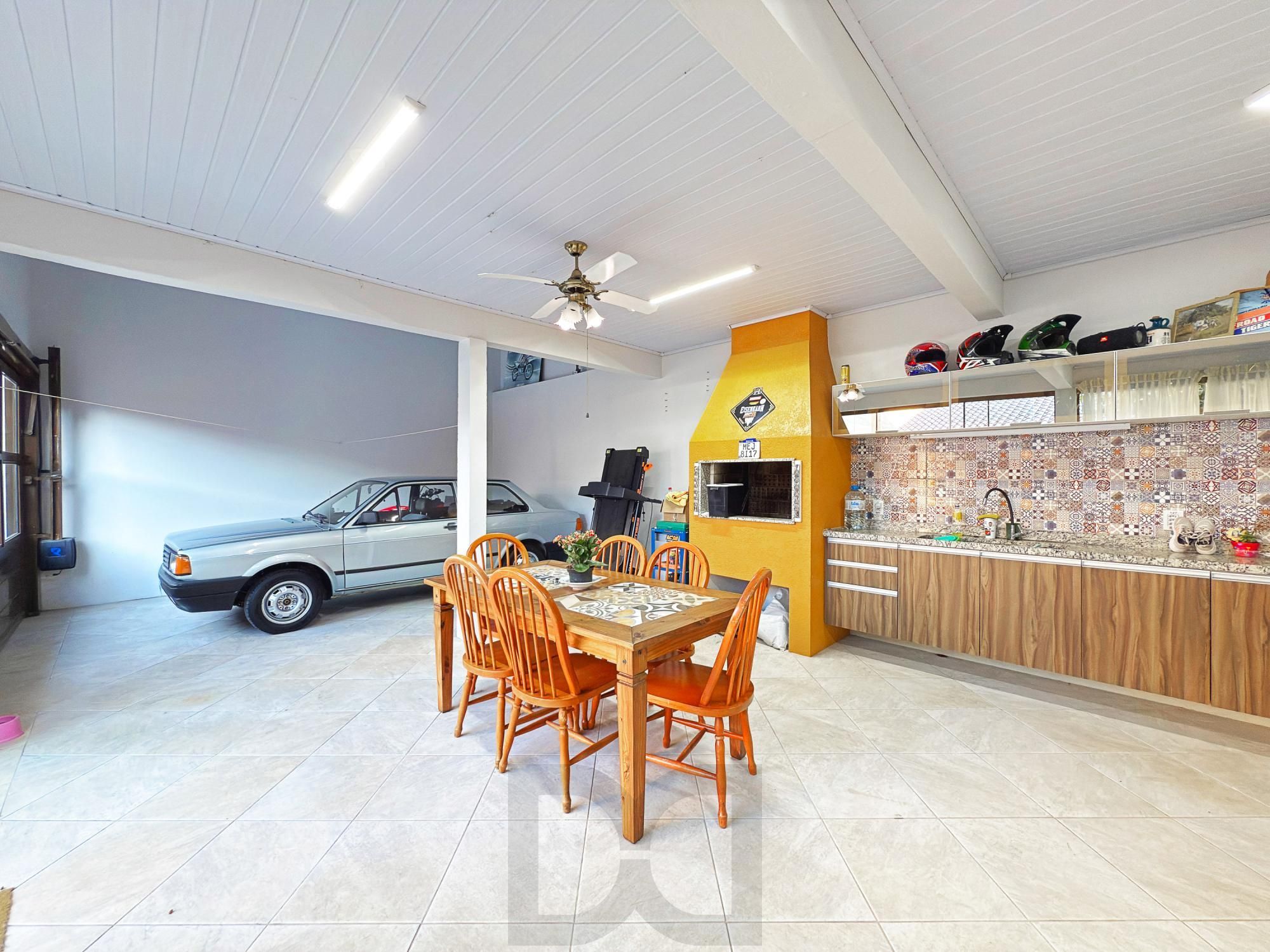 Casa à venda na Cavalhada – 2 Dormitórios com 330m² de terreno. — foto 3