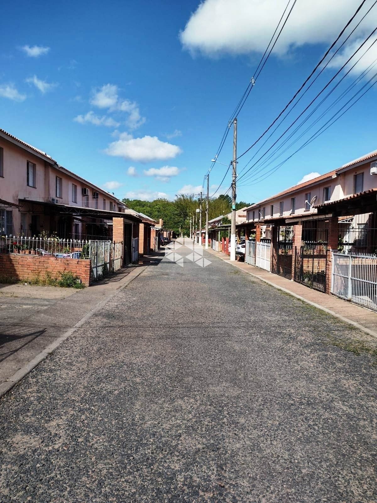 Sobrado em condomínio no bairro Vila Nova com 2 dormitórios, sendo 1 suíte. — foto 18