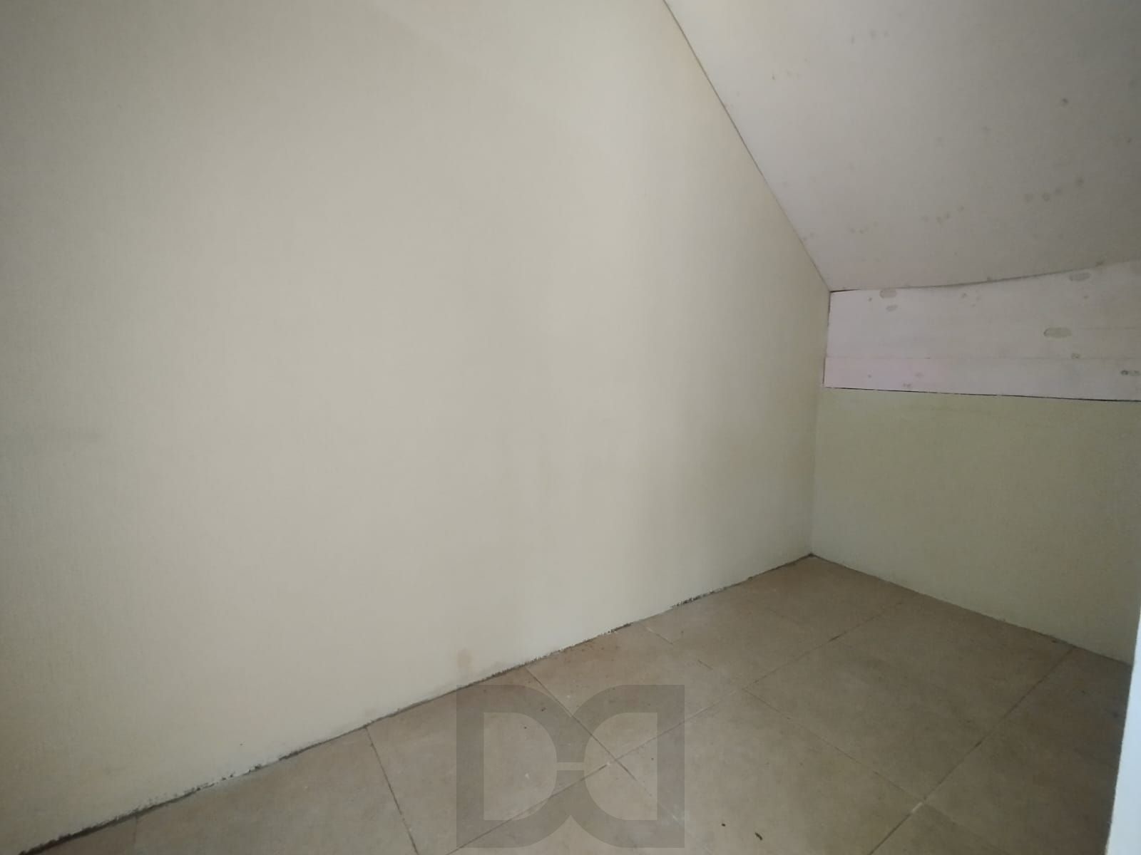 Excelente loja com 400m, 4 banheiros, 3 vagas, mezanino, fácil acesso e grande visibilidade no bairro Tristeza — foto 33