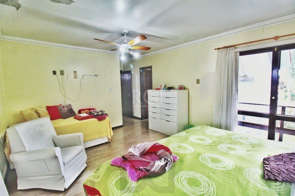 Casa em Porto Alegre, no bairro Jardim Isabel, com 4 dormitório(s), e 4 banheiro — foto 15