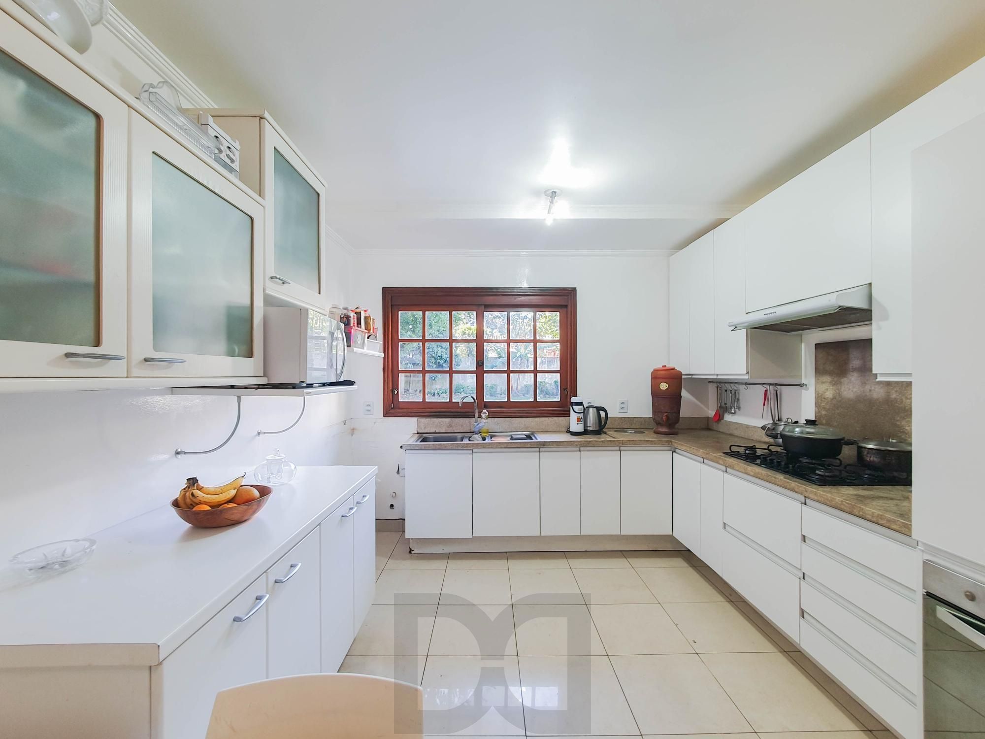 Linda e Ampla Casa com 4 dormitórios no Bairro Ipanema. — foto 12