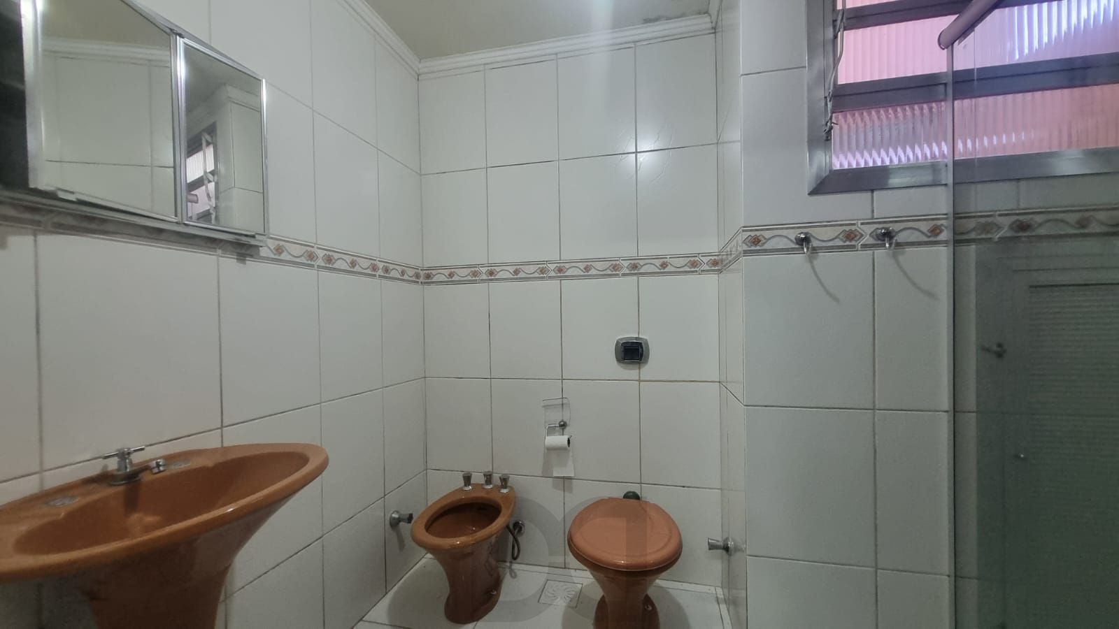 Ótima Residência com 5 dormitórios e 2 suítes. Bairro Santa Tereza. — foto 21