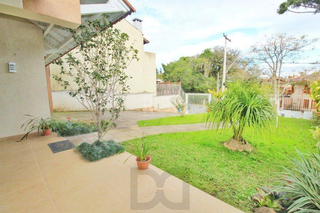 Casa em Porto Alegre, no bairro Jardim Isabel, com 4 dormitório(s), e 4 banheiro — foto 33