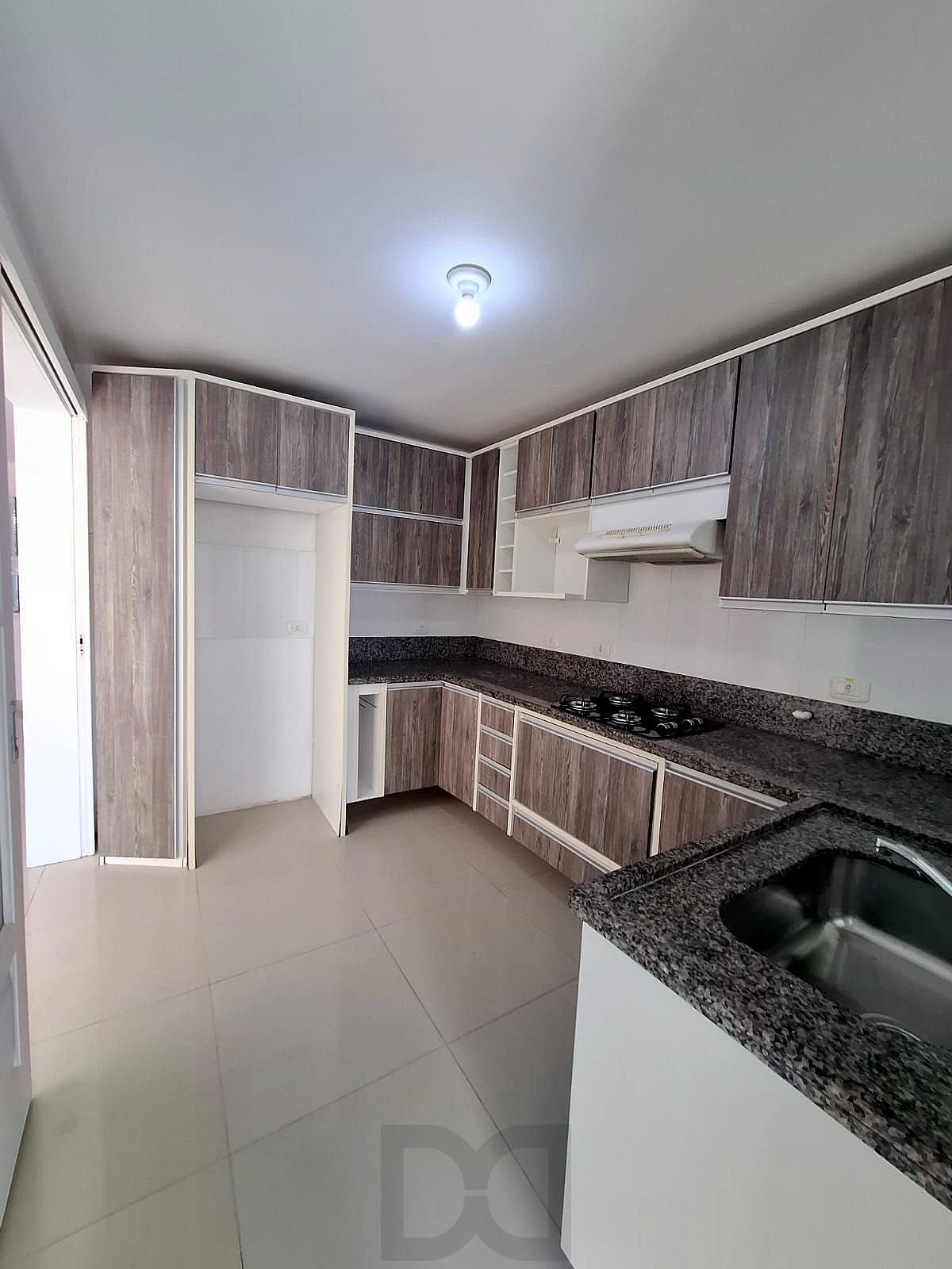 Casa com 3 dormitórios para alugar no bairro Hípica, em Porto Alegre, RS — foto 7