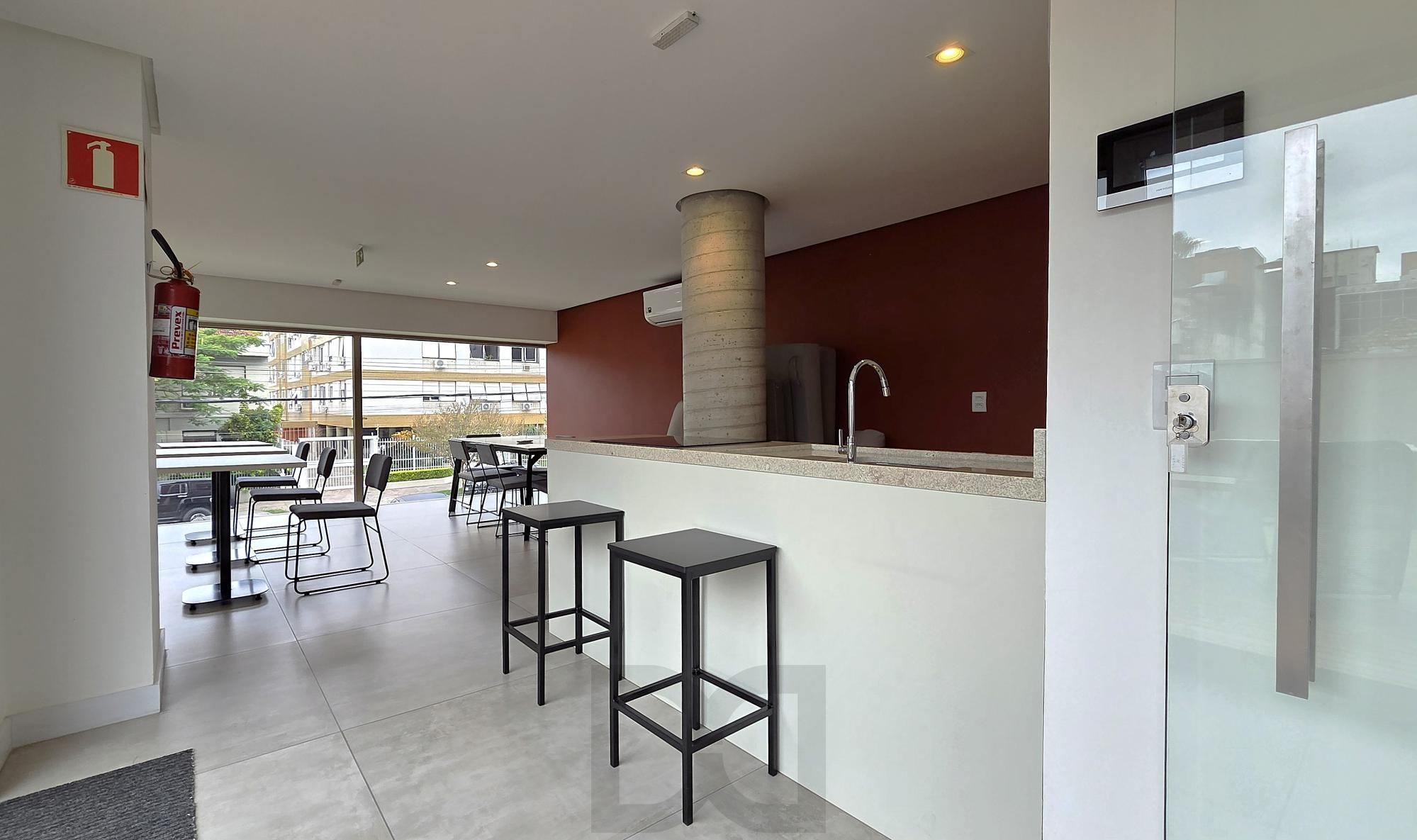 Apartamento com 88,1m2 privativos, 2 suites e 2 vagas lado a lado, andar alto e uma vista deslumbrante para o por do sol no Guáiba. — foto 22