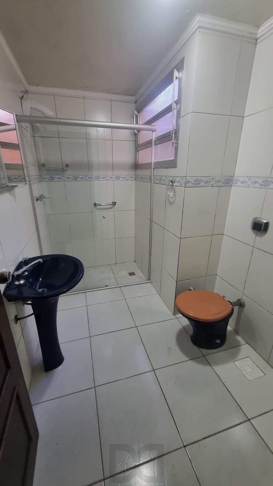 Ótima Residência com 5 dormitórios e 2 suítes. Bairro Santa Tereza. — foto 27
