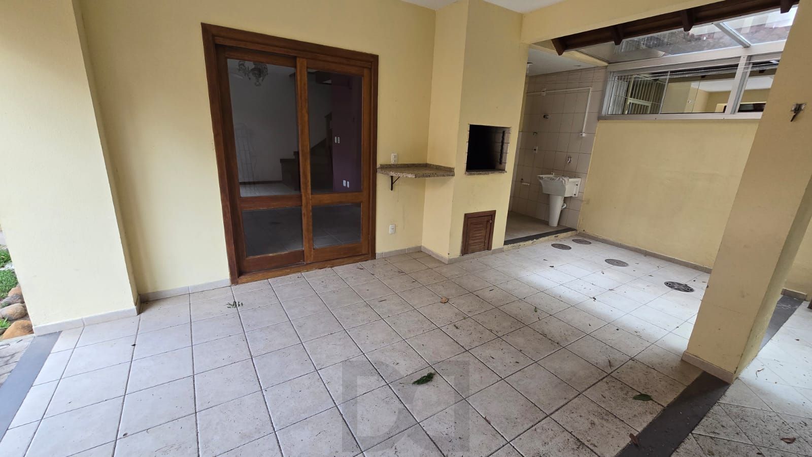 Casa em condomínio fechado com 3 dormitórios-1 suíte no Bairro Guarujá — foto 8