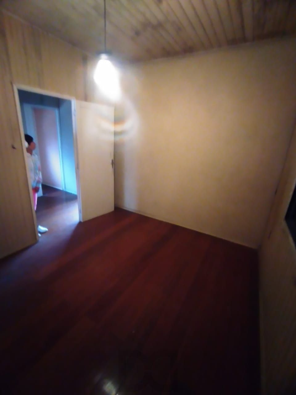 Casa em Porto Alegre, no bairro Nonoai, com 3 dormitório(s), e 3 banheiros, à ve — foto 6