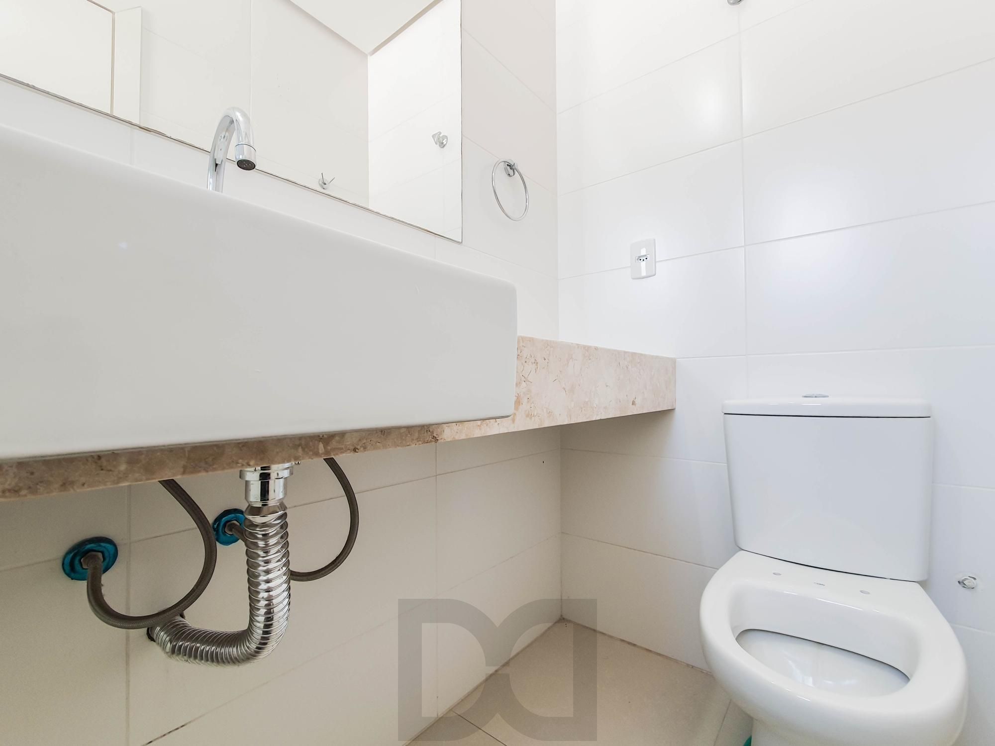 Linda casa condomínio, 3 suítes, piscina, 3 vagas cobertas. — foto 34