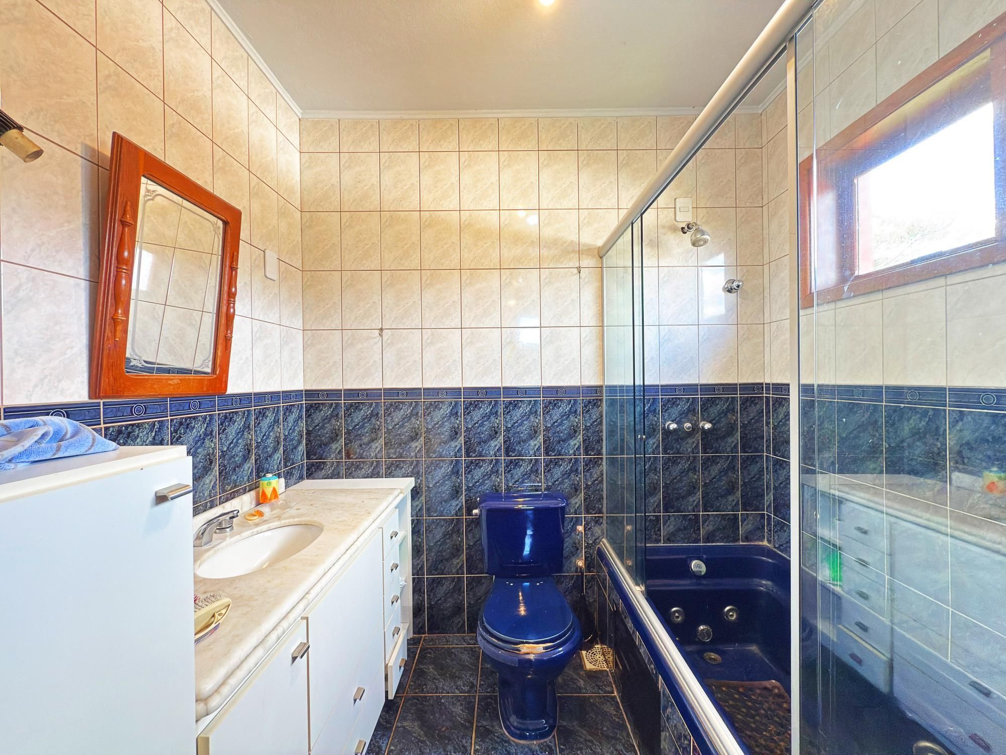 Casa em Condomínio  | 3 Dormitórios, Suíte, Lareira e Churrasqueira — foto 25