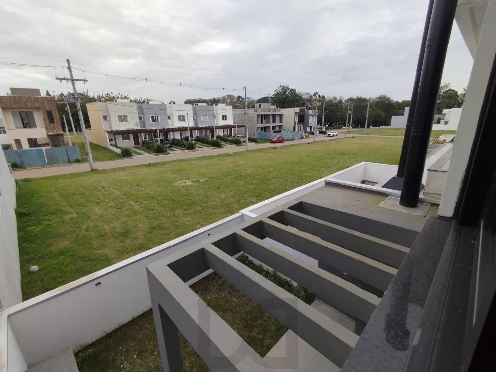 Sobrado 3 quartos, sendo 1 suíte, 2 vagas, churrasqueira, zona sul-POA — foto 36