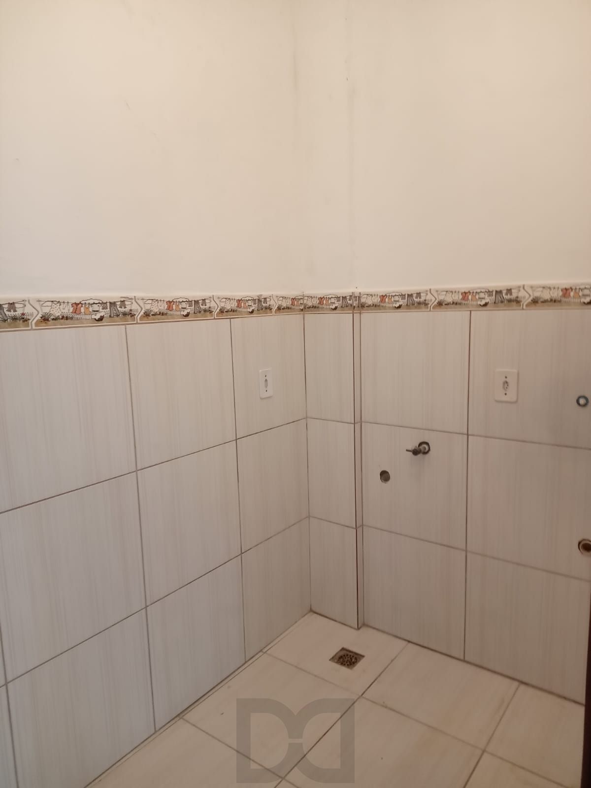 Casa com 1 Dormitório no Bairro Ponta Grossa. — foto 11