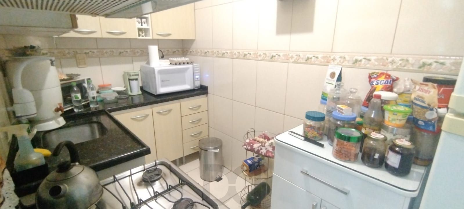 Apartamento com 3 dormitórios no Bairro Nonoai. — foto 12