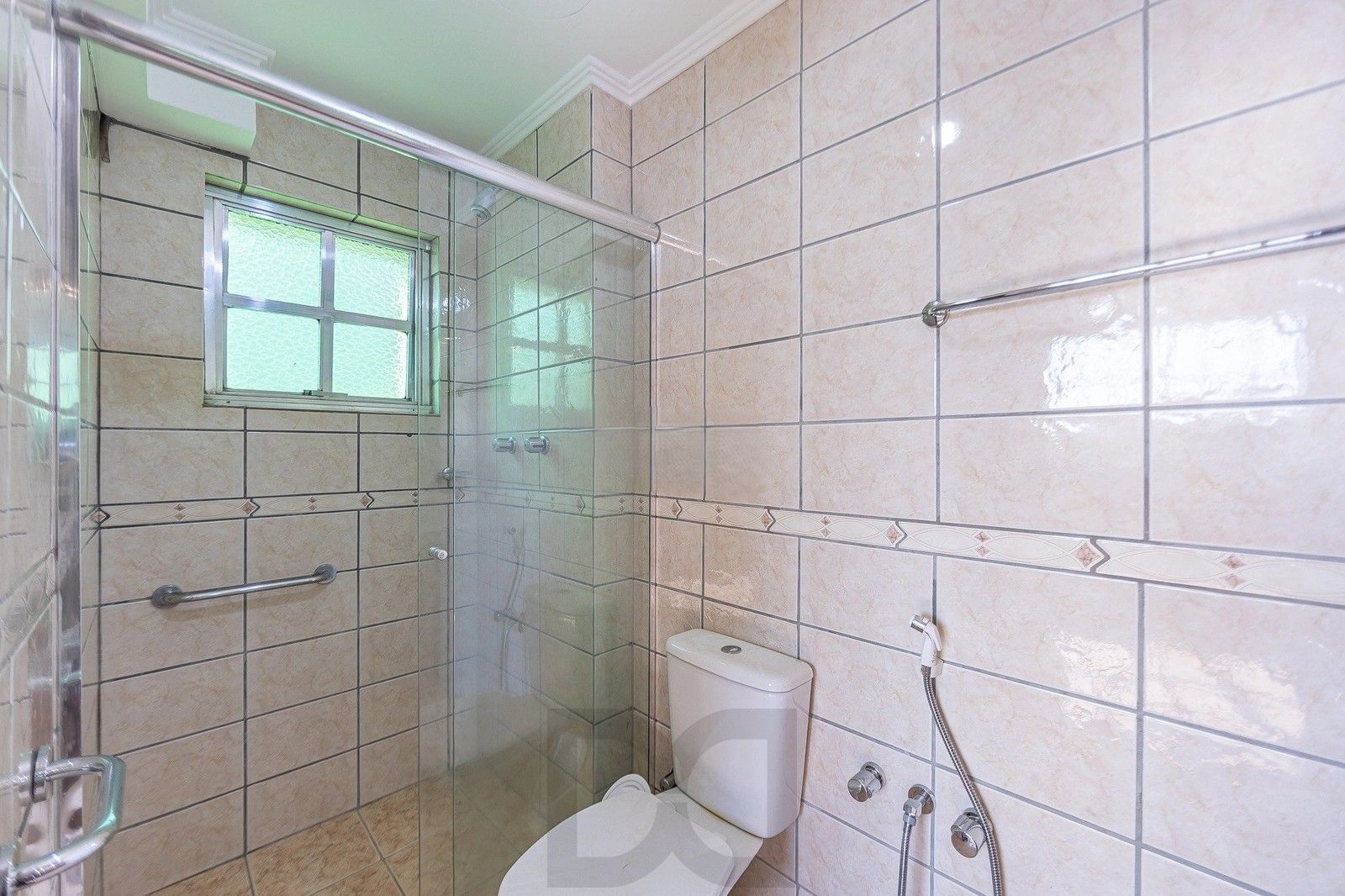 Cobertura duplex com 209,79m² de área privativa, conta com 3 dormitórios, 1 suíte e 2 vagas de garagem. — foto 14
