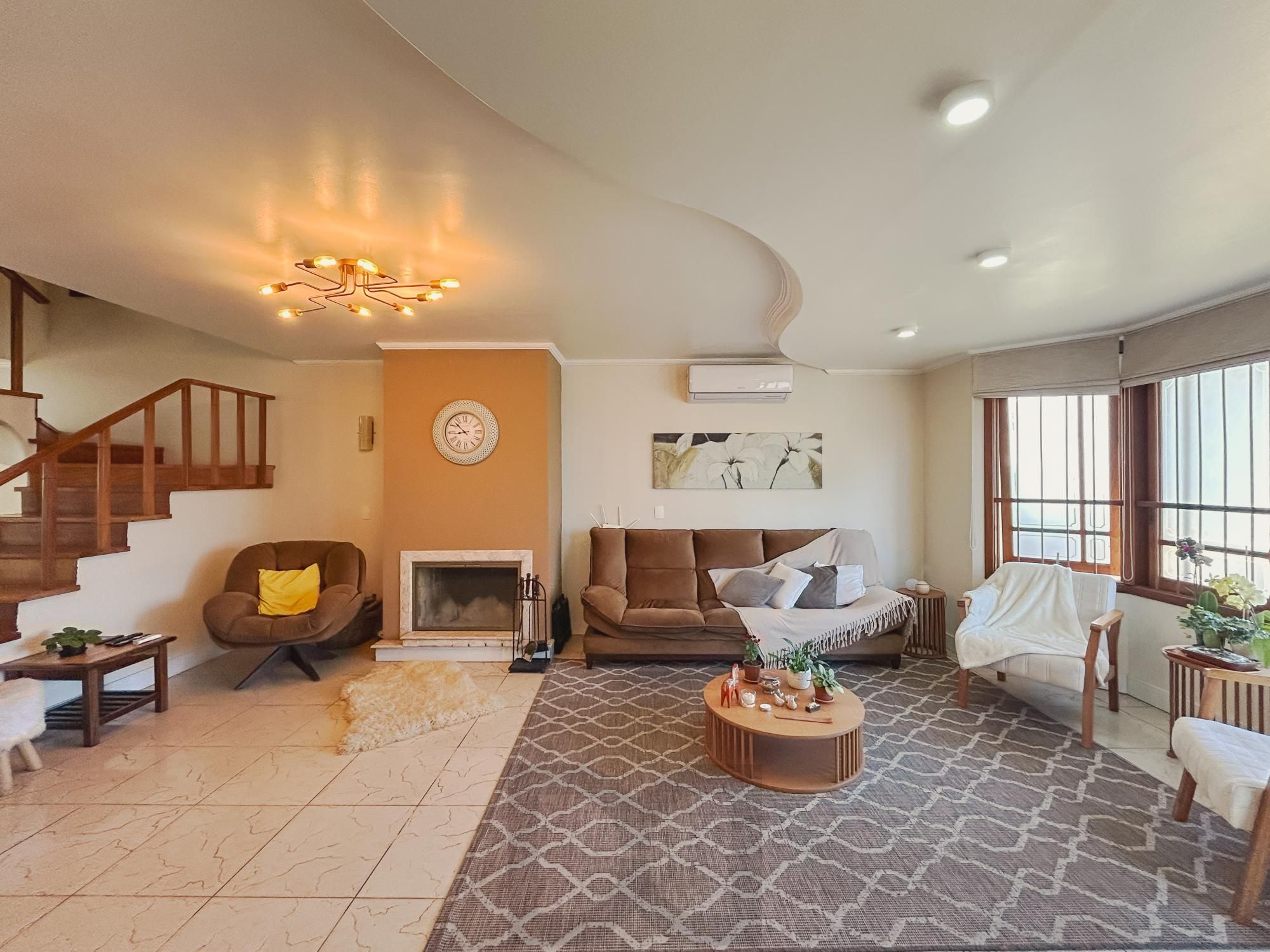 Casa com 4 suítes, piscina e área gourmet no bairro Tristeza. — foto 6