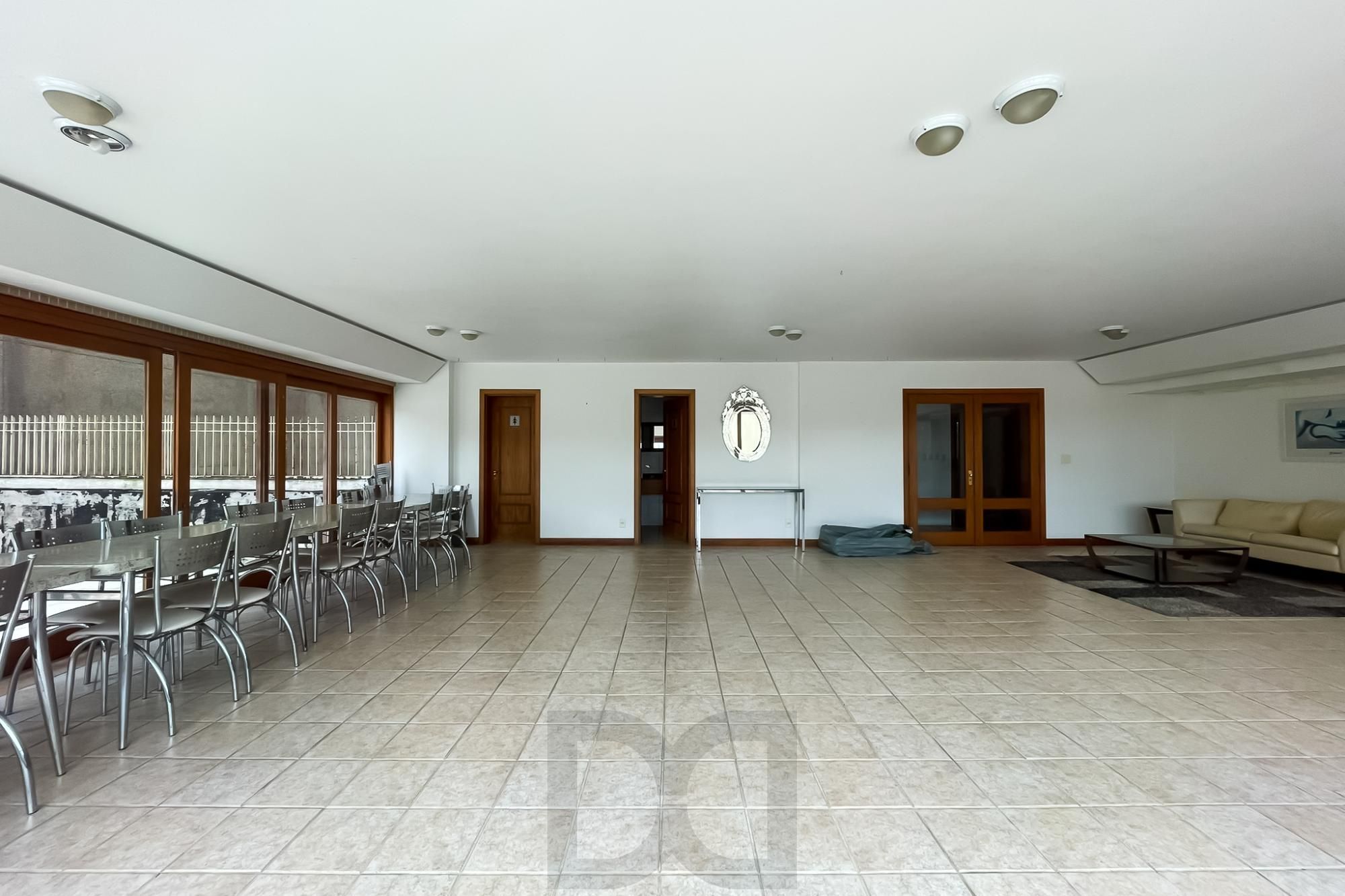Maravilhoso apartamento no Bairro Moinhos de Vento com 4 dormitórios e 3 suítes. — foto 51