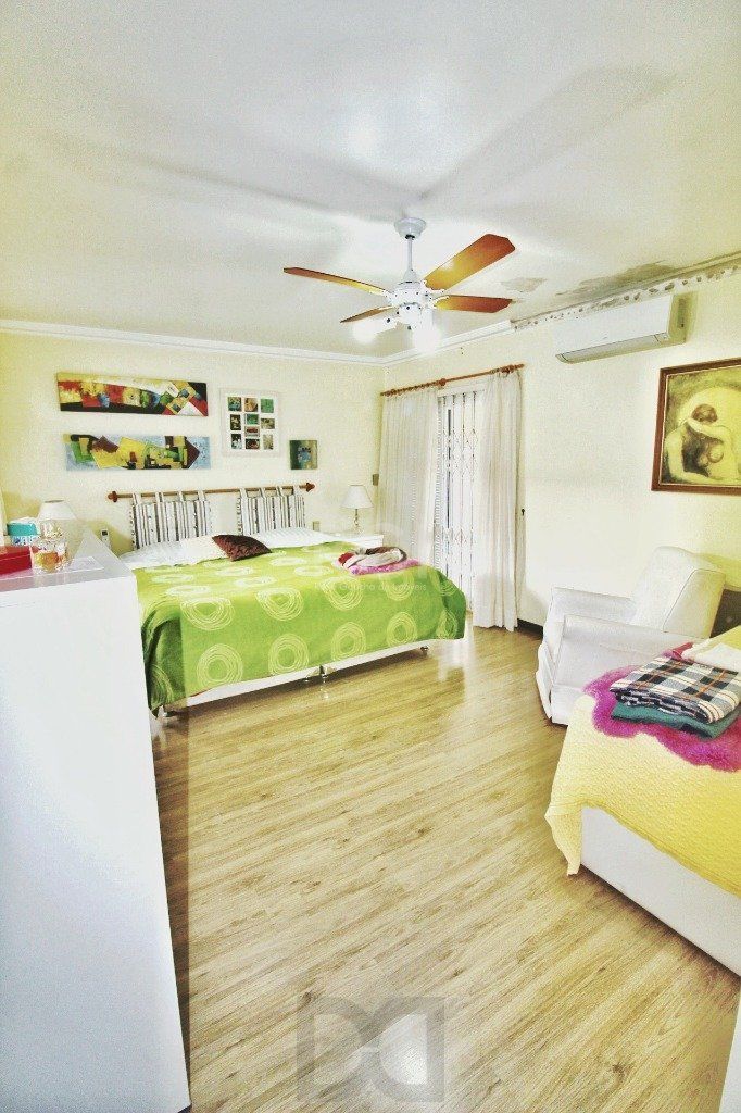 Casa em Porto Alegre, no bairro Jardim Isabel, com 4 dormitório(s), e 4 banheiro — foto 14