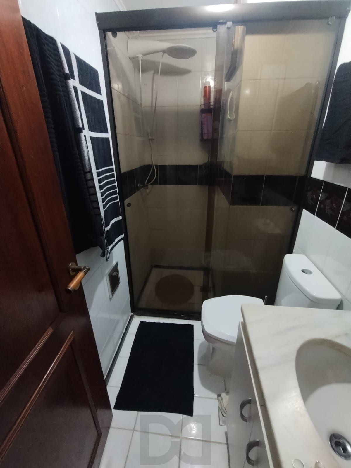 **Imperdível! Apartamento de 2 dormitórios em no Bairro Camaquã** — foto 13