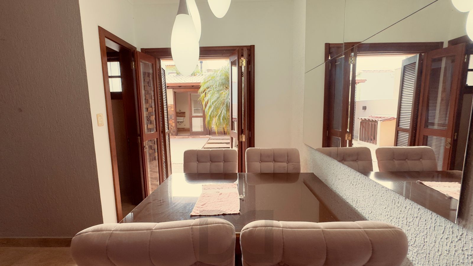 Excelente Residência com 3 dormitórios sendo 2 deles suítes de casal. — foto 9