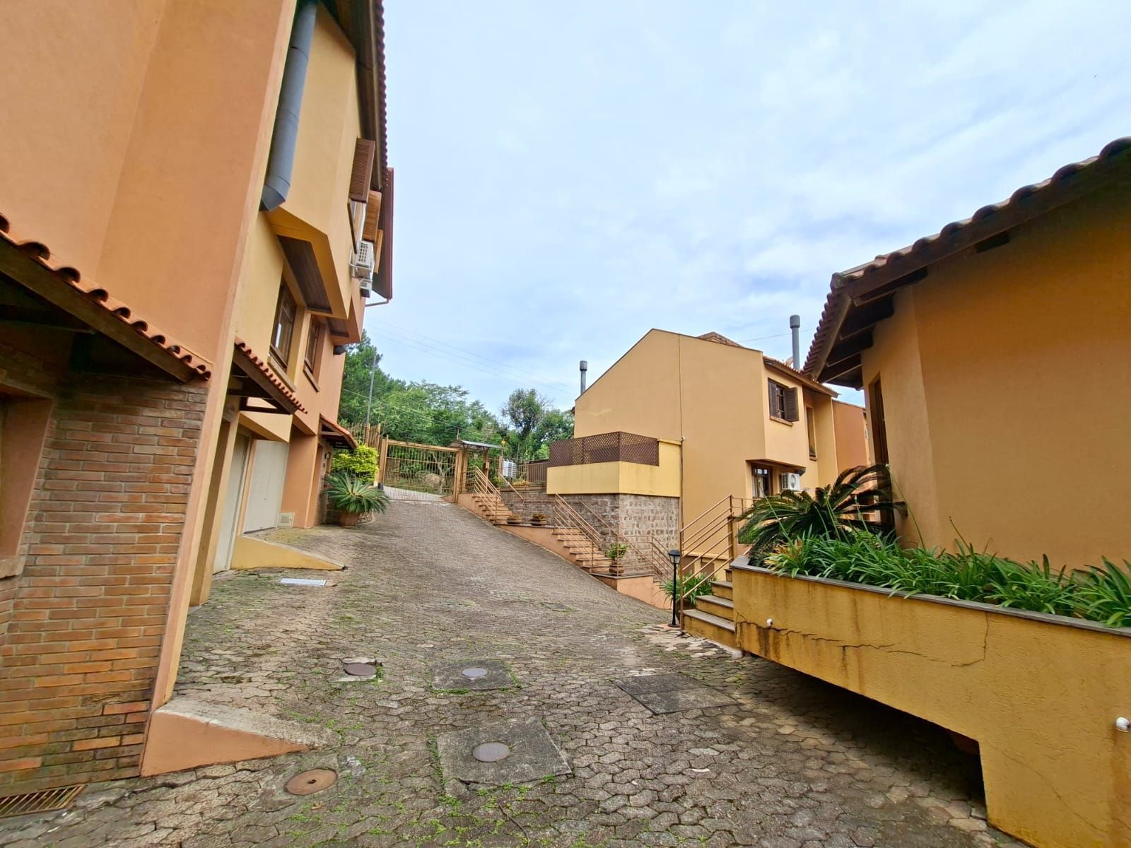 Casa com 3 quartos para alugar no bairro Espírito Santo, em Porto Alegre, RS — foto 27