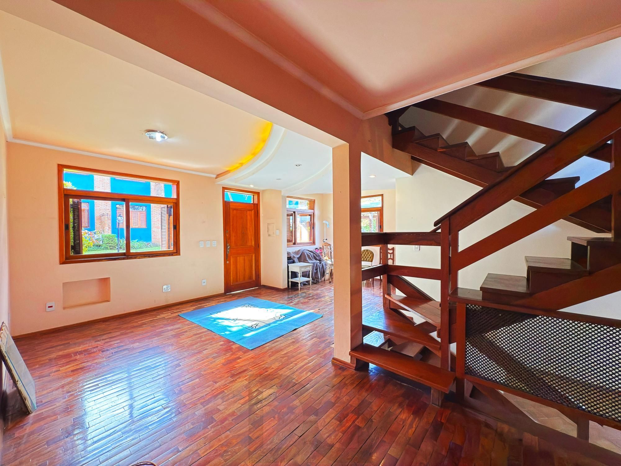 Casa em Condomínio  | 3 Dormitórios, Suíte, Lareira e Churrasqueira — foto 34