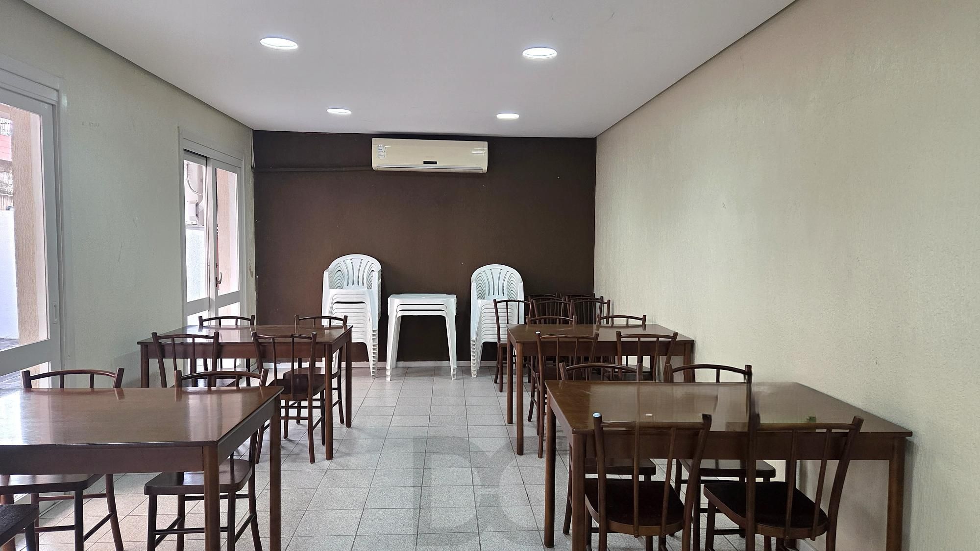 Belíssima cobertura com 153m2 de área privativa, com 3 dormitórios, um suíte e uma vaga de garagem. — foto 29