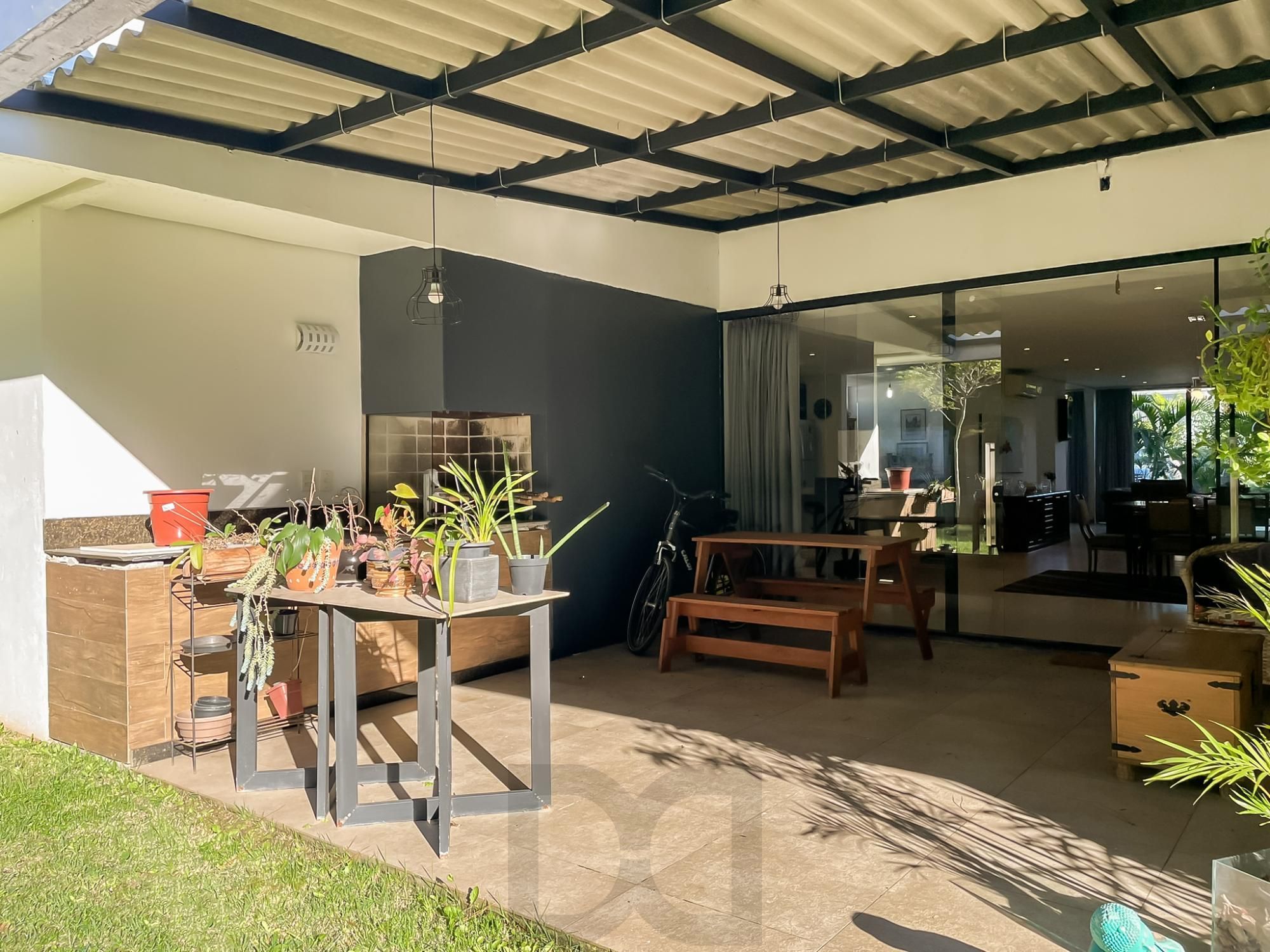 Linda Residência com 3 amplas suítes no Terra Ville. — foto 27
