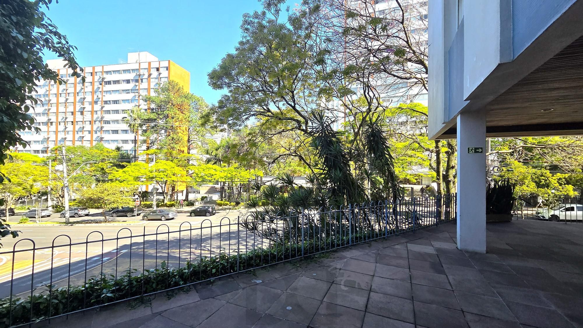 Excelente apartamento em localização privilegiada, na Avenida Dr. Nilo Peçanha com 2 dormitórios, 2 banheiros e 1 vaga de garagem. — foto 25