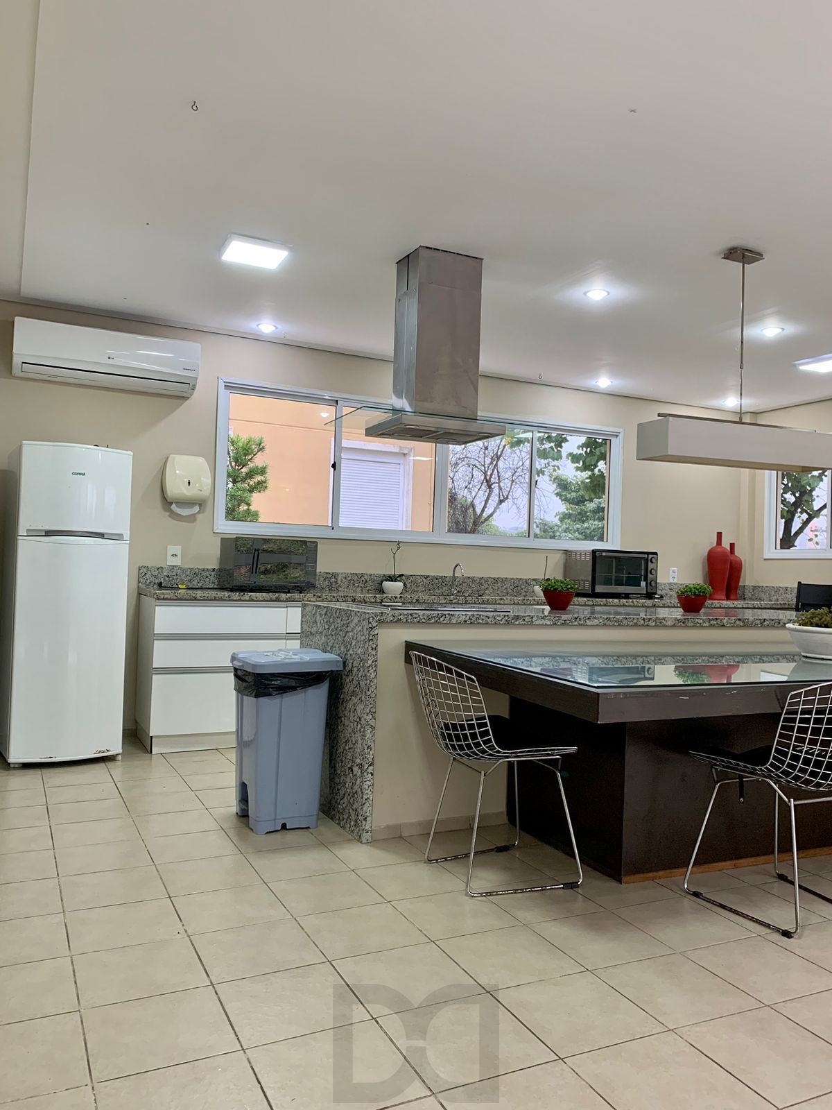 Apartamento semi mobiliado 2 dormitórios com sacada e vaga de garagem em condomínio com infra completa — foto 23