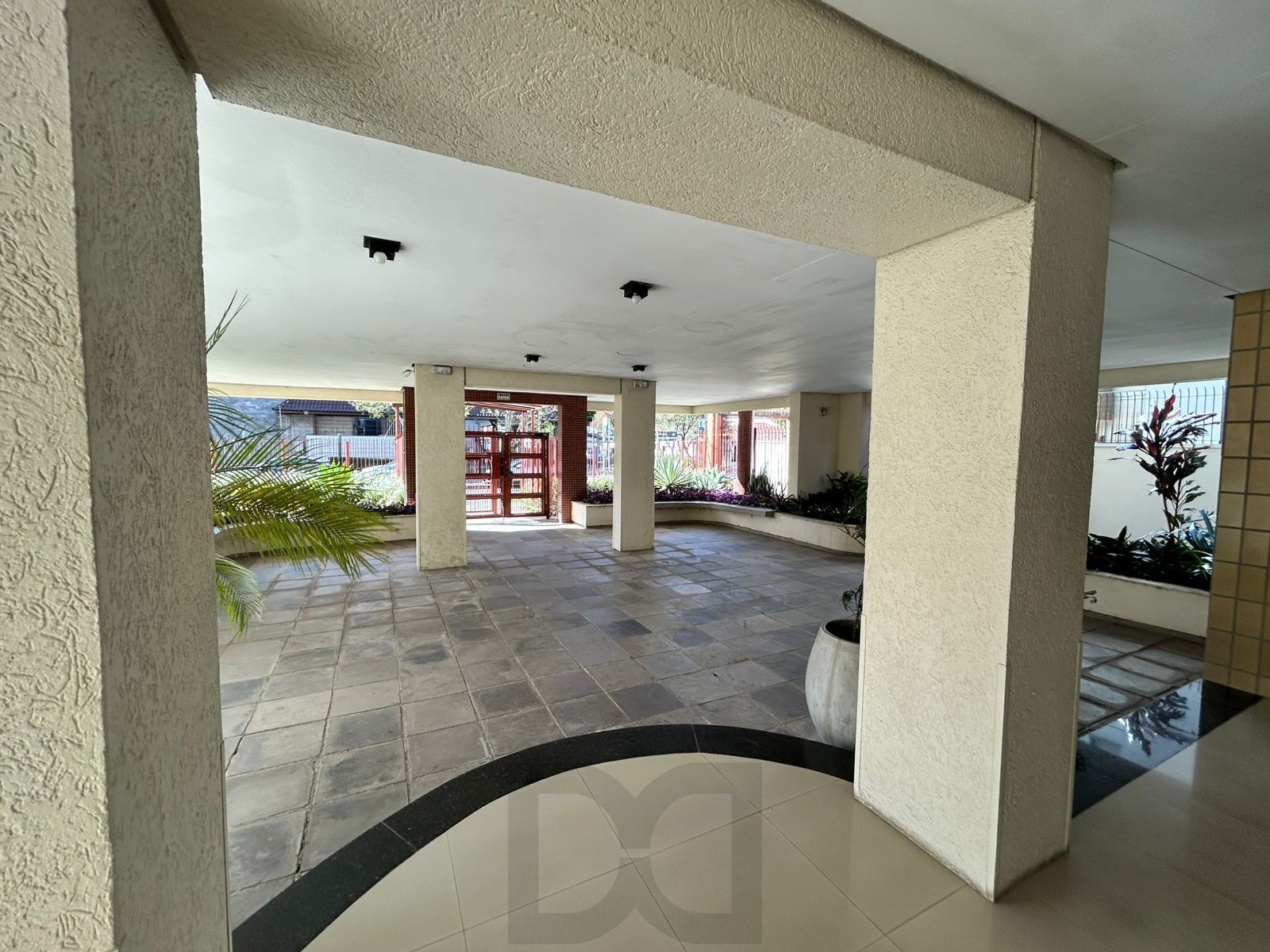 Apartamento 3 dormitórios com 2 vagas em frente ao Zaffari – Tristeza — foto 17