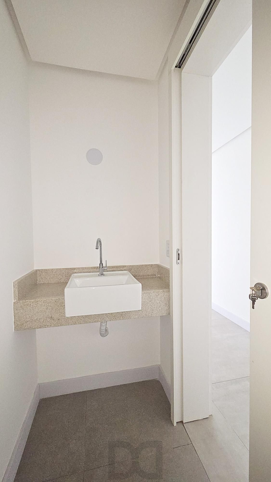 Apartamento com 88,1m2 privativos, 2 suites e 2 vagas lado a lado, andar alto e uma vista deslumbrante para o por do sol no Guáiba. — foto 10