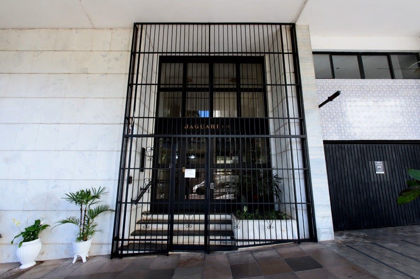 Amplo apartamento de 130m² privativos no Centro Histórico de Porto Alegre. — foto 27