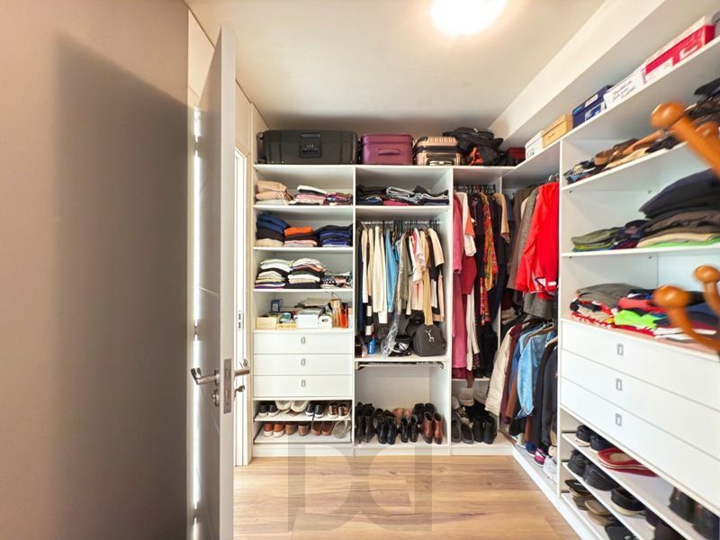 .jpg+2025-10-27