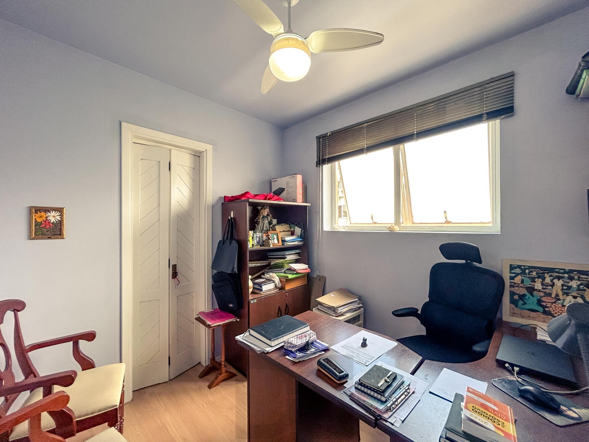 Excelente apartamento com 3 dormitórios no coração do Menino Deus — foto 18