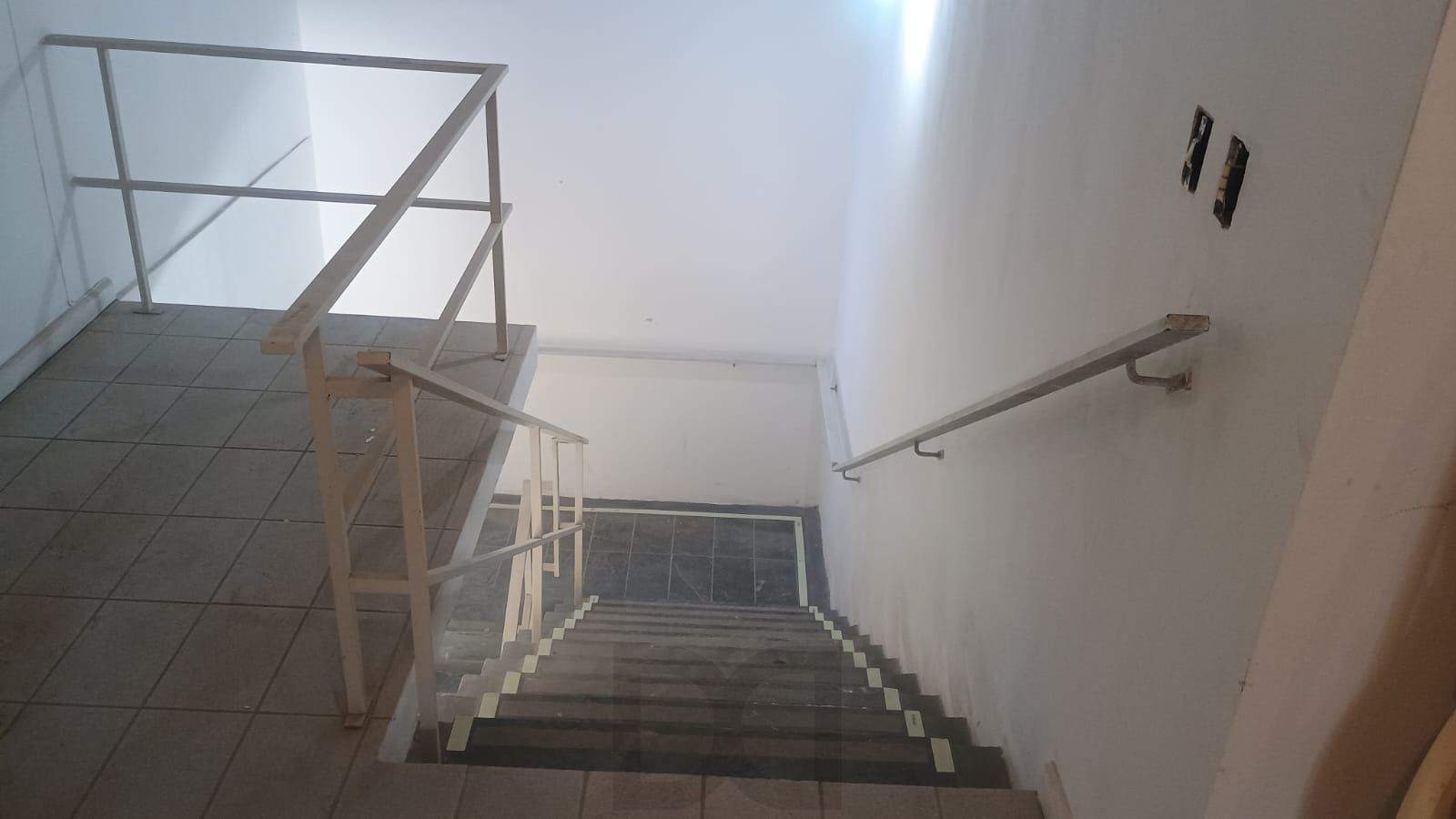 Excelente loja comercial na avenida Teresópolis, com sobreloja, 2 banheiros — foto 12