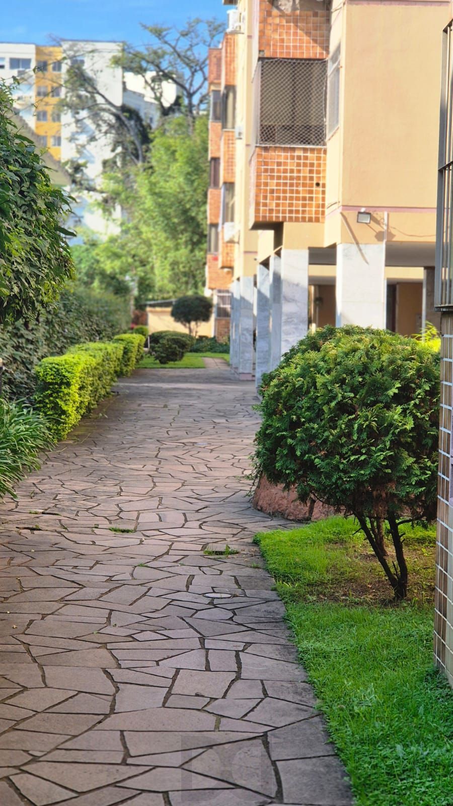 Apartamento de 2 dormitórios no Bairro Santo Antônio. — foto 27