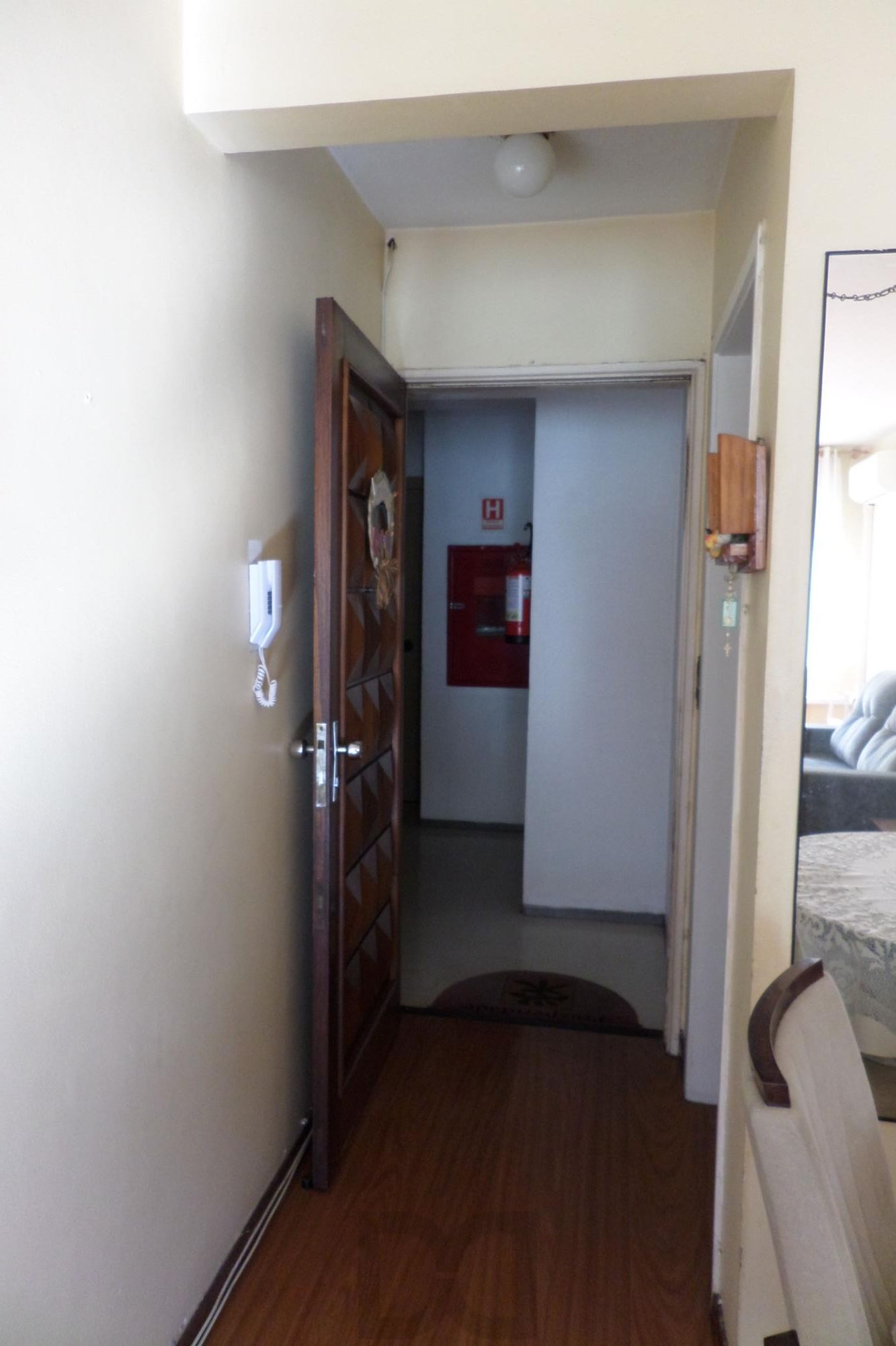 Apartamento no Centro de 2 dormitórios dependência DESOCUPADO — foto 26