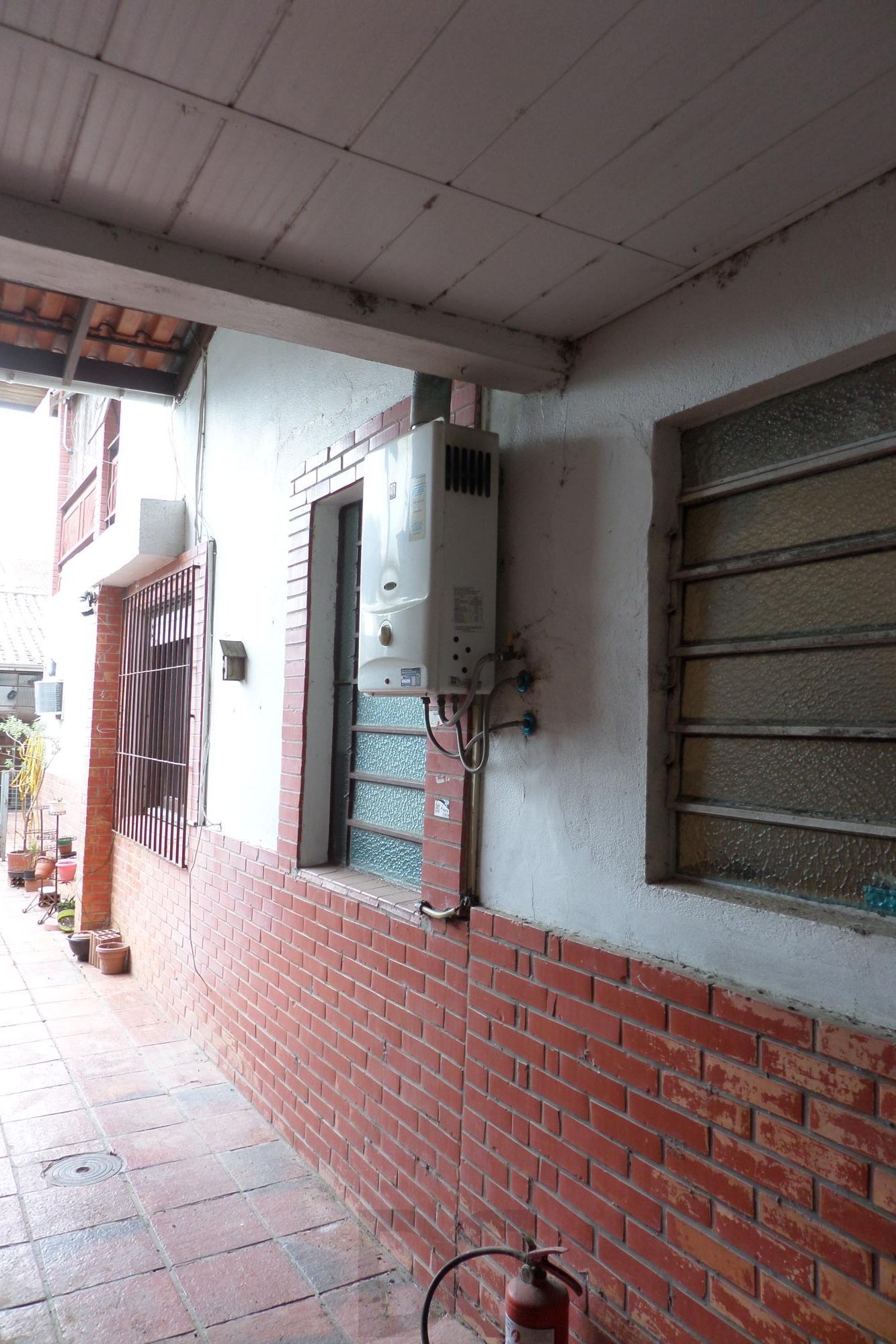 Casa no bairro Ipanema de 3 dormitórios e 2 vagas DESOCUPADA — foto 42