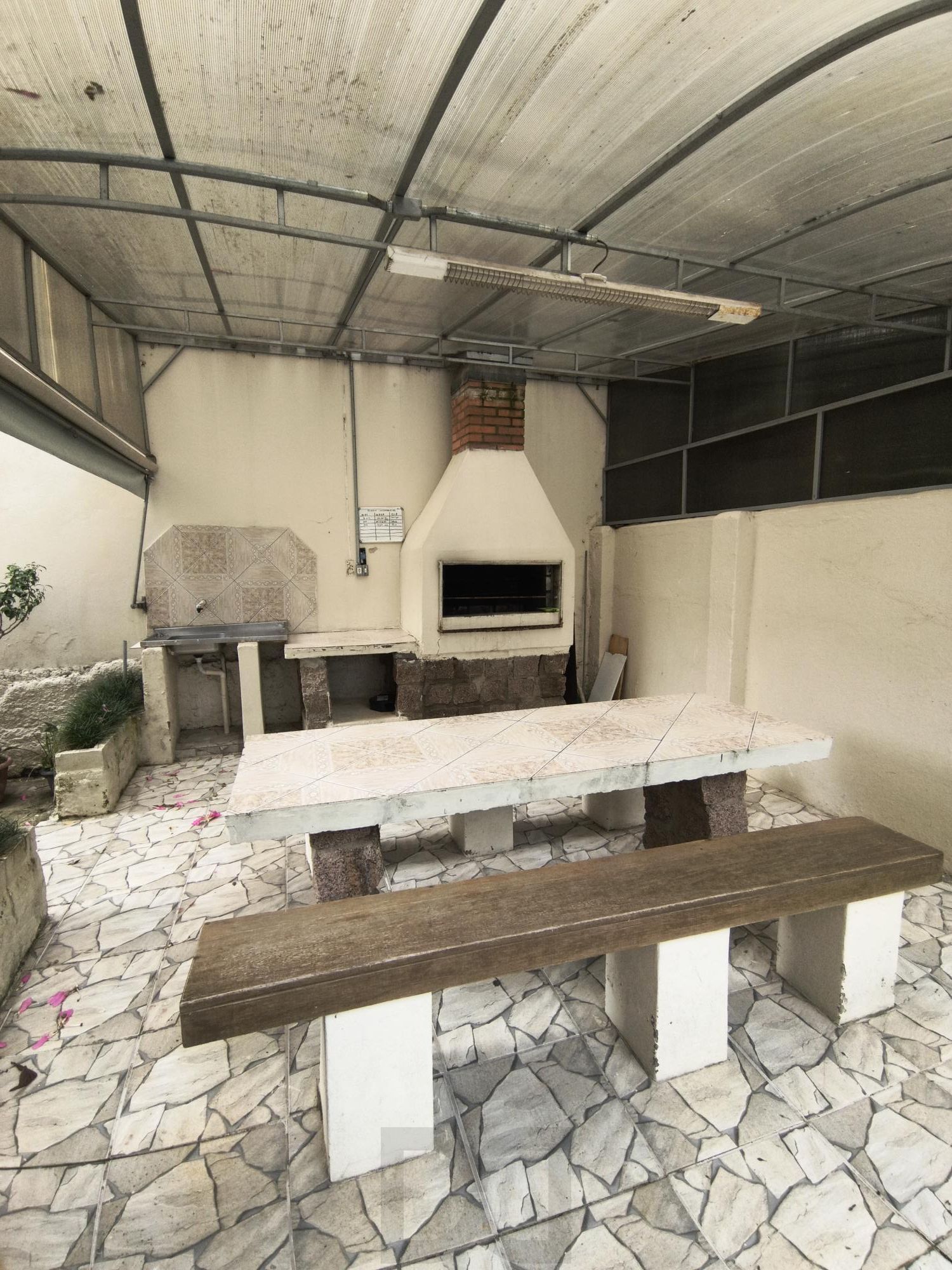 2 dormitórios com vaga escriturada no coração do Petrópolis — foto 36