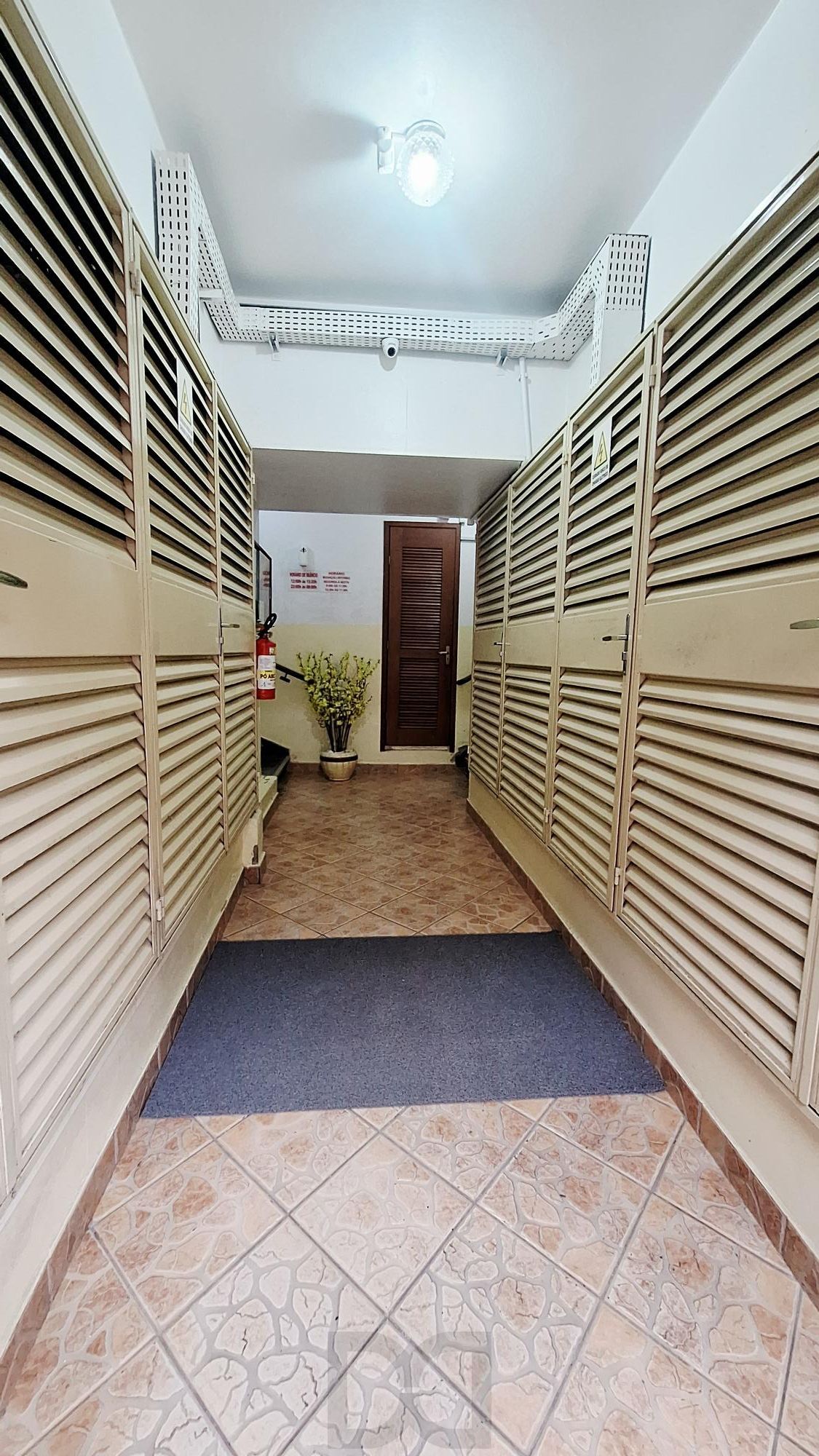 Kitnet de 1 peça com cozinha separada e excelente localização — foto 16