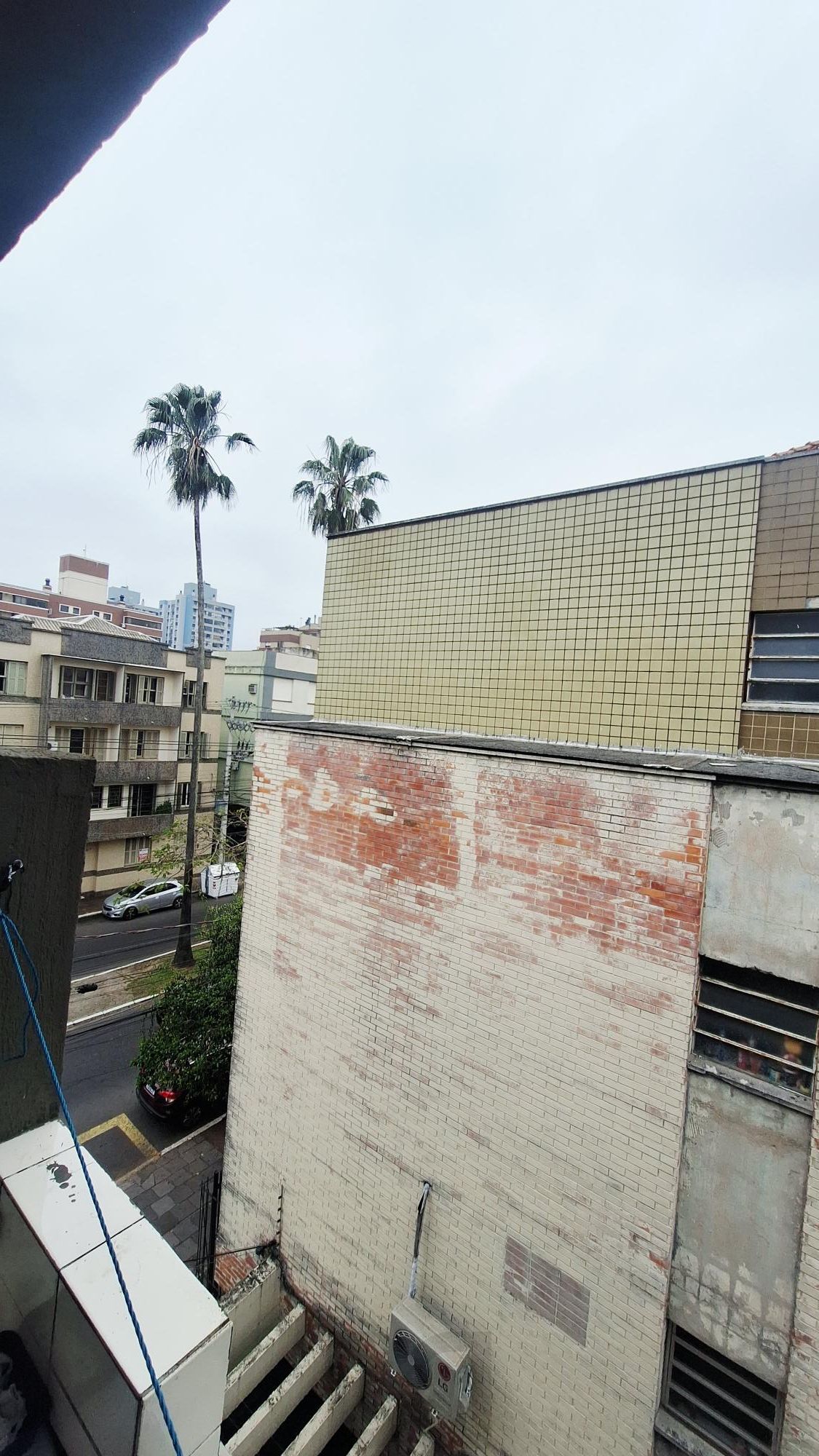 Kitnet de 1 peça com cozinha separada e excelente localização — foto 4