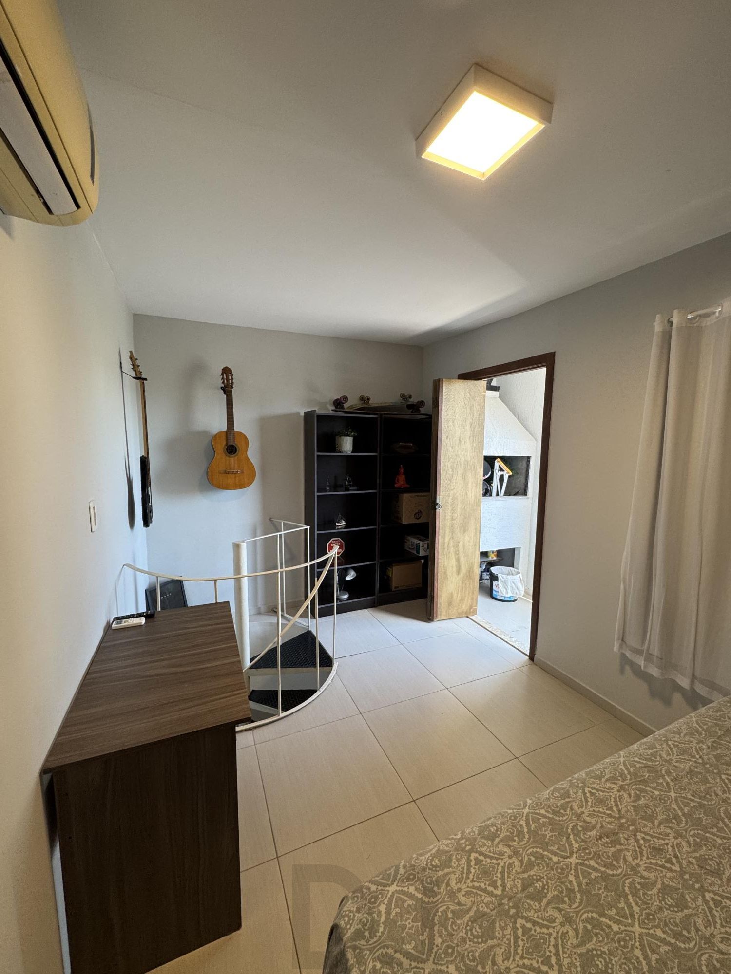 Apartamento Duplex semimobiliado, desocupado e pronto para morar! — foto 4