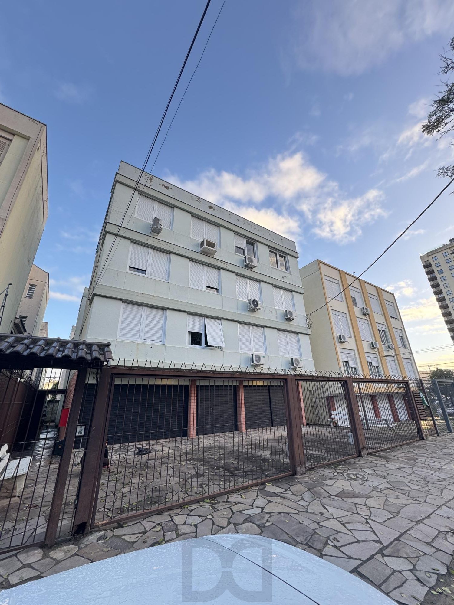 Studio à venda na Praia de Belas | Excelente para morar ou investir em Porto Alegre — foto 1