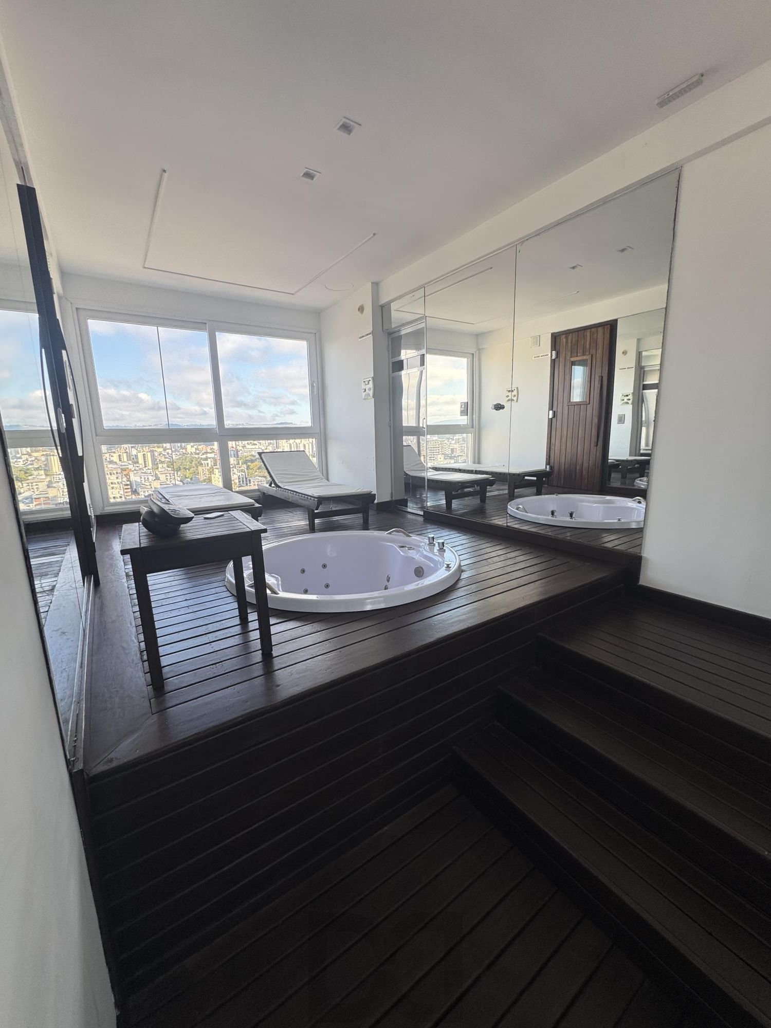 Oportunidade Imperdível! Apartamento de 2 Quartos e garagem na Cidade Baixa, Porto Alegre! — foto 30